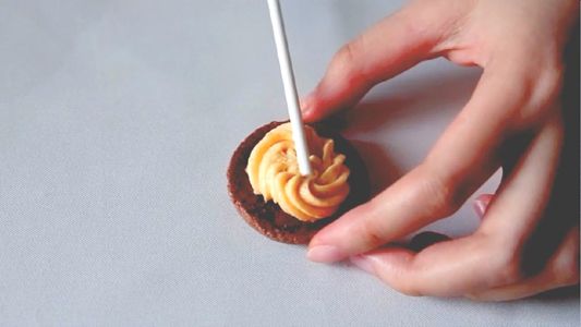 万圣节棒棒糖蛋糕