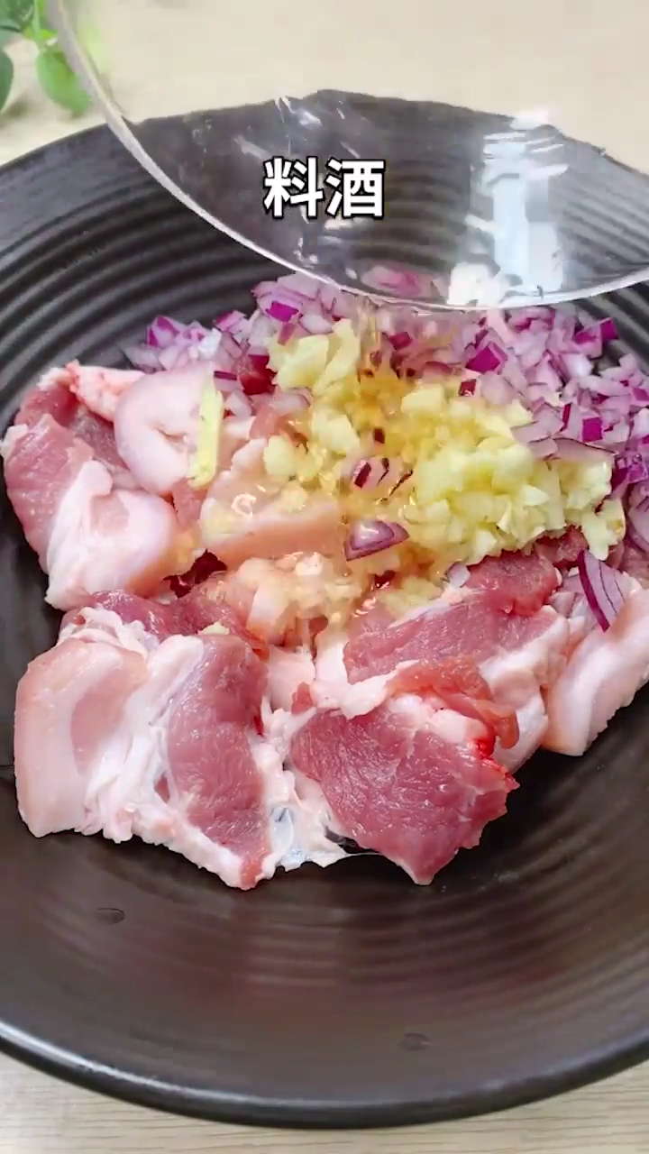 蒜烤五花肉怎么做