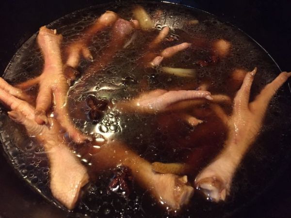 家常鸡爪～下酒菜