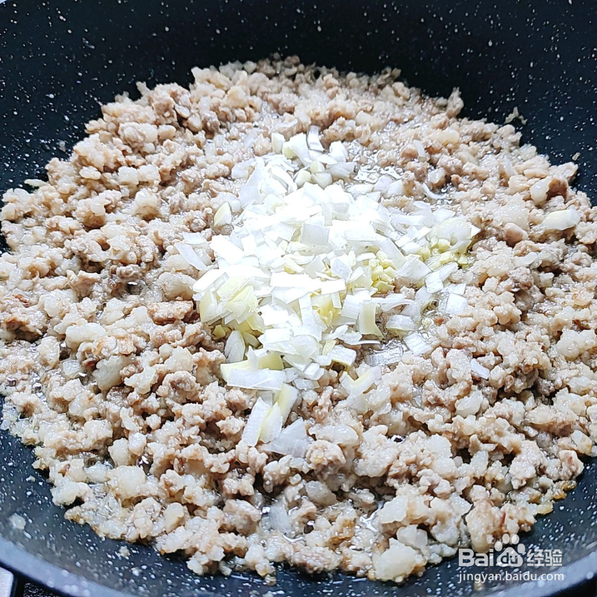 酱肉包子的做法