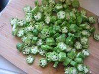 秋葵炒蛋的做法