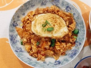 怎么做辣白菜炒饭