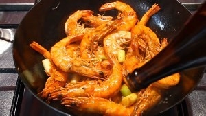 干烧虾还是油焖虾