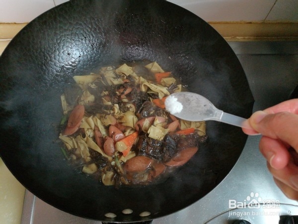 如何做出好吃的乌干菜炖干豆腐