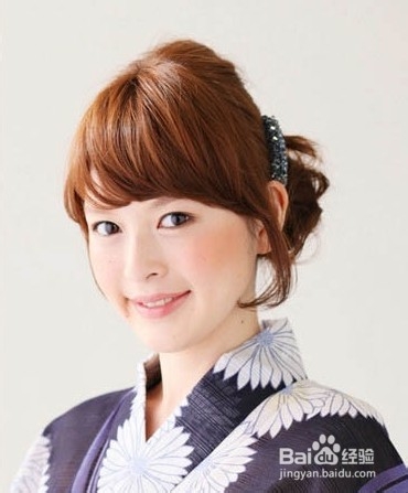 别致丸子头DIY教程 重塑温婉优雅气质