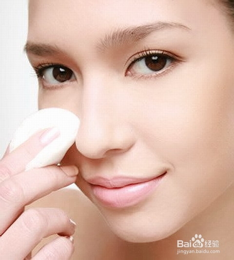 【美容化妆】7步正确补妆令你妆容更持久
