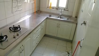 不锈钢板上脱胶处怎么处理?