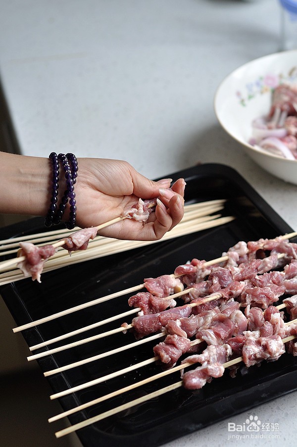 烤羊肉串的做法