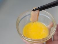 炸无骨鸡柳的做法