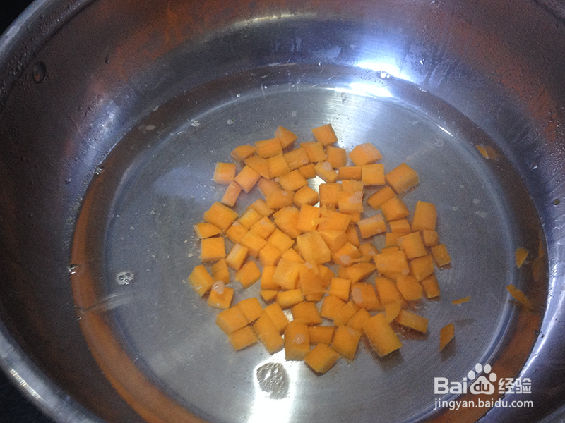 明目鸡蛋糕的做法