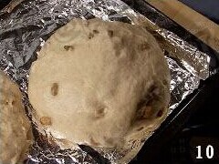 葡萄干杏仁面包