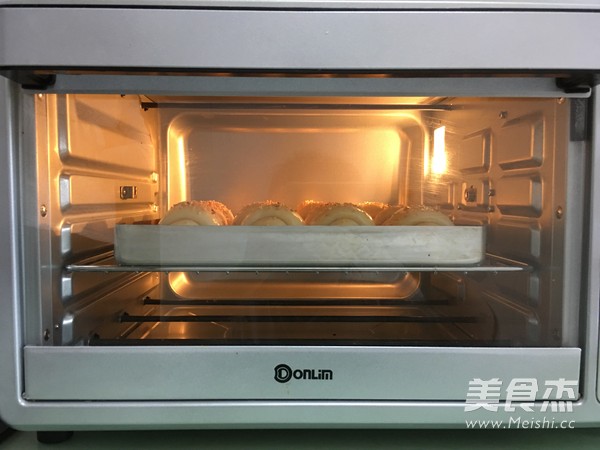 肠仔面包卷的做法