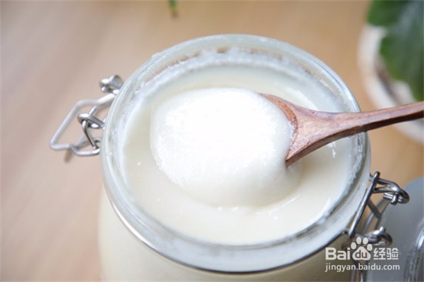 蜂蜜可以冷藏吗?夏季蜂蜜用放在冷藏里面吗?