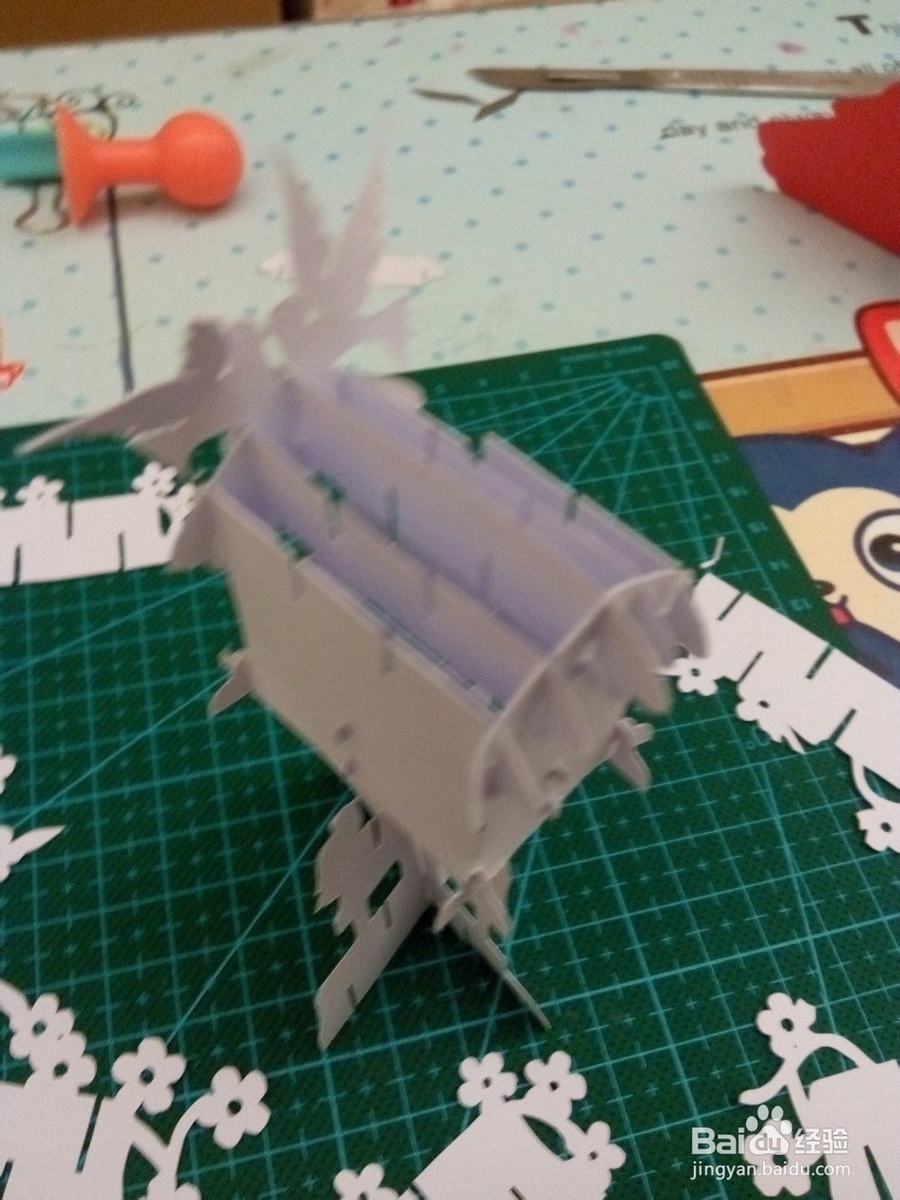 DIY手工剪纸3D立体鸟屋