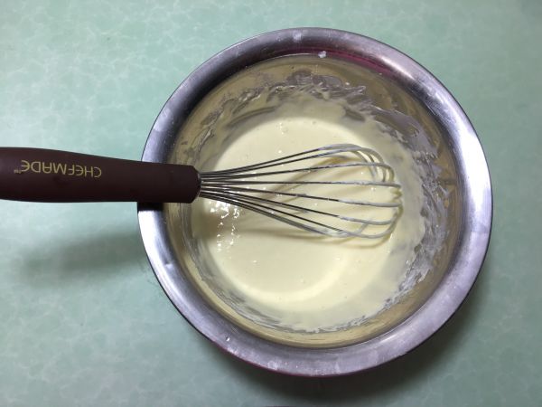 拉花轻乳酪蛋糕