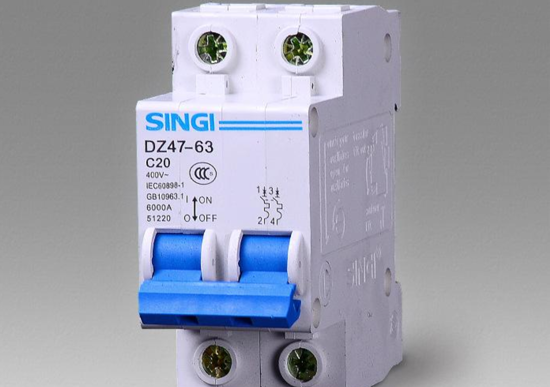 20A空开断路器能承载多少瓦