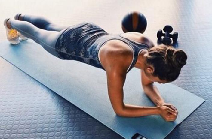 平板支撑一分钟什么水平