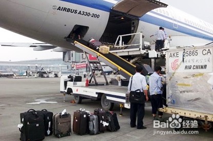 <b>乘坐飞机怎么托运行李</b>