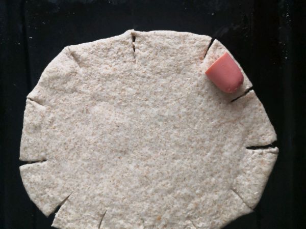 鲜虾贡丸披萨和花式培根披萨