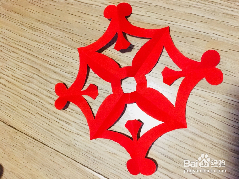 如何剪出简单的四角窗花