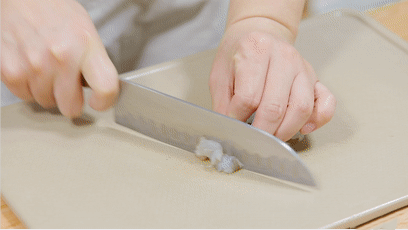 基围虾面疙瘩的做法