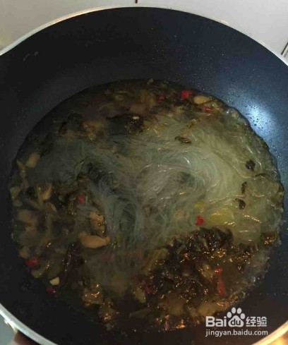 酸菜巴沙鱼的做法