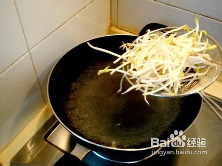 酱焖小肉抻条子