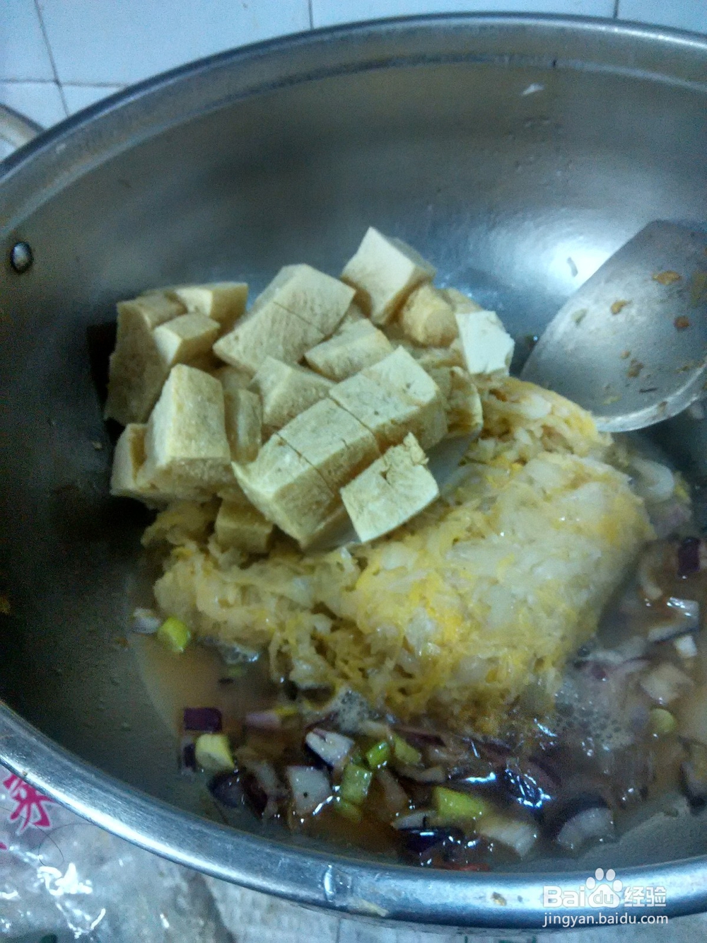 简单之酸菜炖冻豆腐