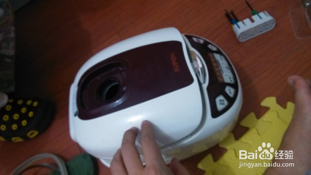 苏泊尔电饭锅CFXB30FD11-60 锅盖 拆解