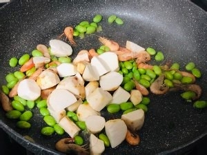 怎么做芋艿毛豆河虾汤