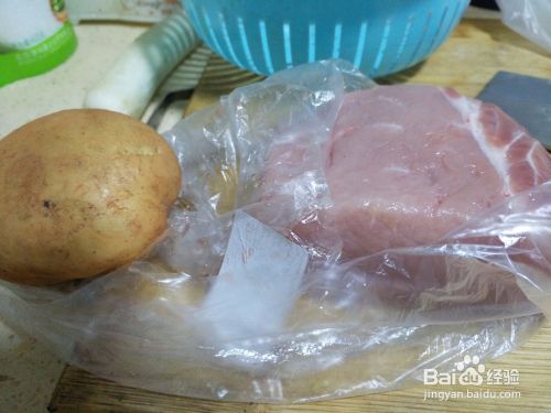 猪肉炖土豆的家常做法