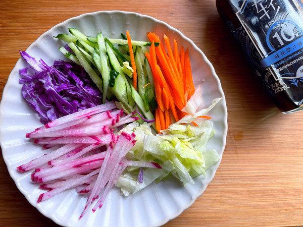 酸辣什锦大拌菜