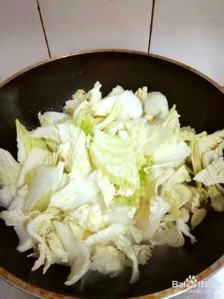 好吃不腻的肉白菜片油豆腐