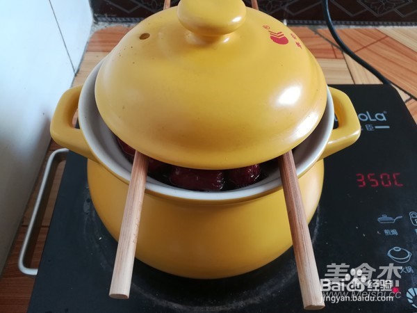 好银耳红枣羹喝的