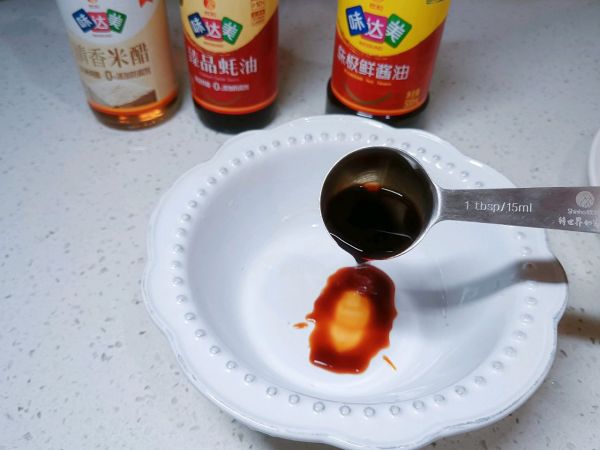 黄瓜鸡蛋虾仁酸汤水饺