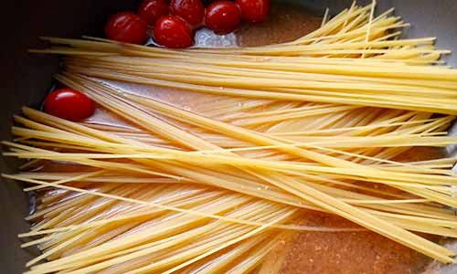 番茄鲜虾意大利面