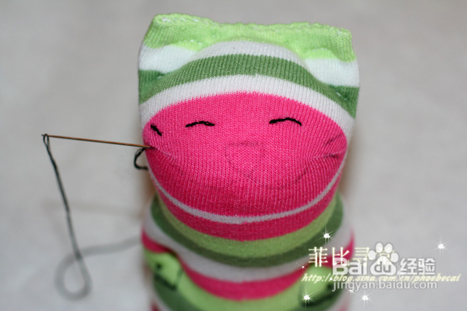 DIY粉可爱的袜子猫成为新宠（分享过程）