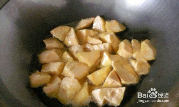 红薯别光蒸着吃，这么做脆甜可口，大人孩子都爱