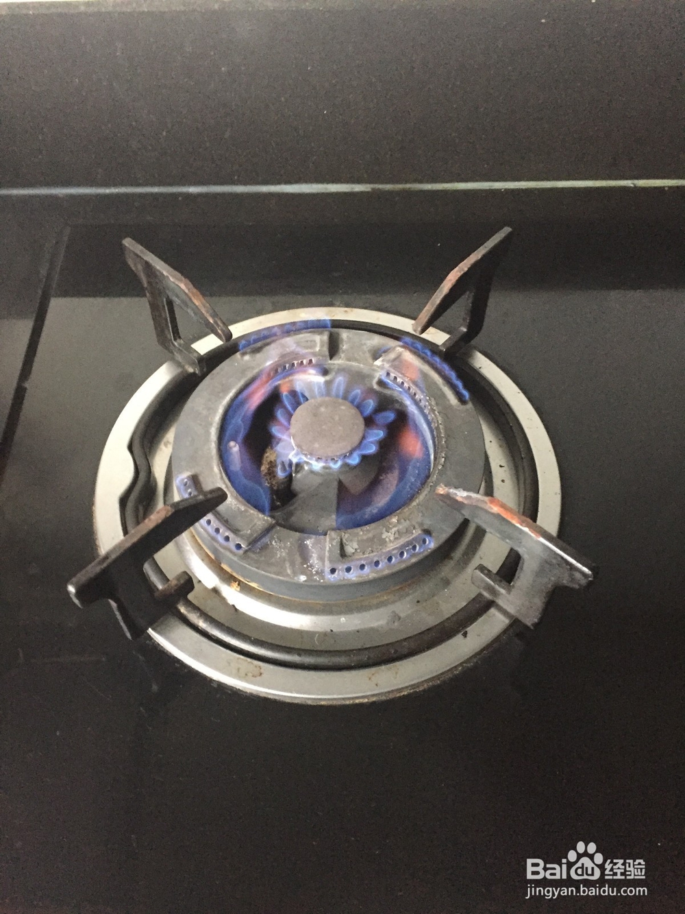 如何切出完整不掉渣的面包片