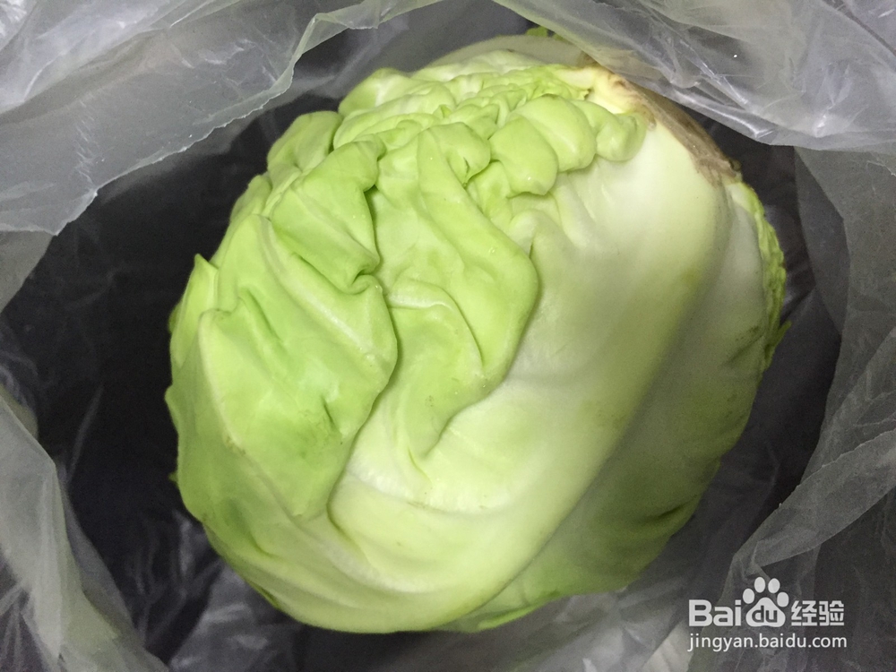 手撕包心菜炒五花肉的简单之法