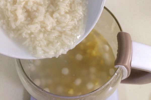 玉米圆子甜酒酿