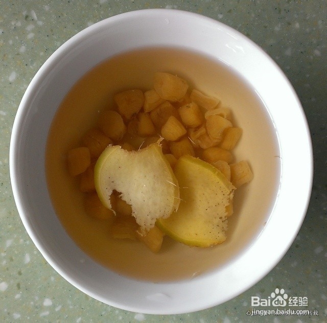 补充能量的虫草花猪骨汤