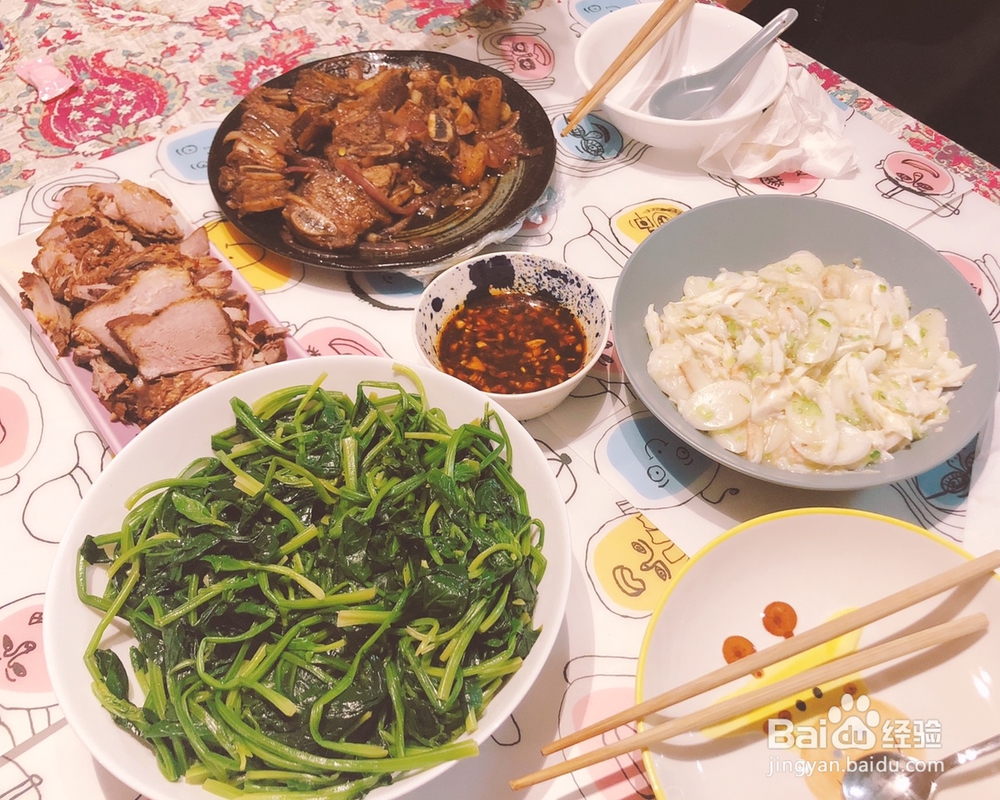 细腻美味的蟹肉肉炒年糕菜