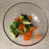 如何制作美味的香醋蔬菜沙拉