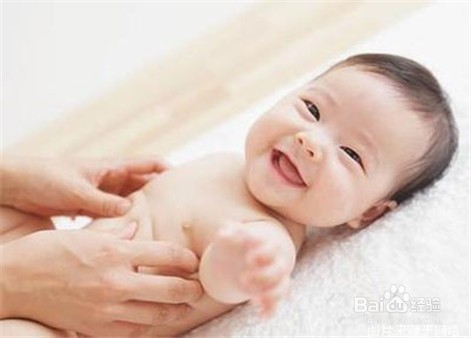 如何护理婴儿的肌肤