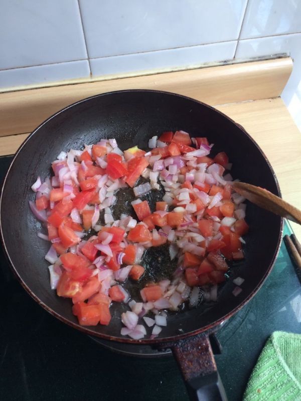 番茄罗勒意大利面