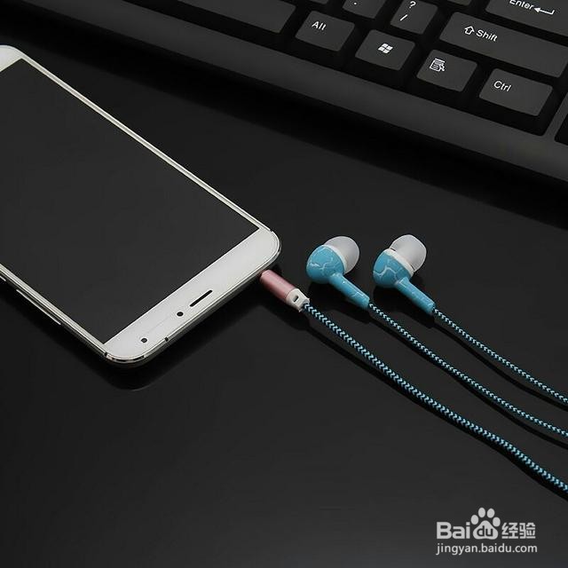 华为耳机声音一大一小调整