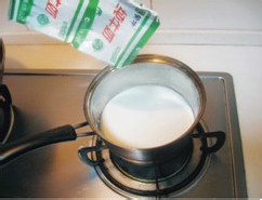 用电饭煲自制酸奶