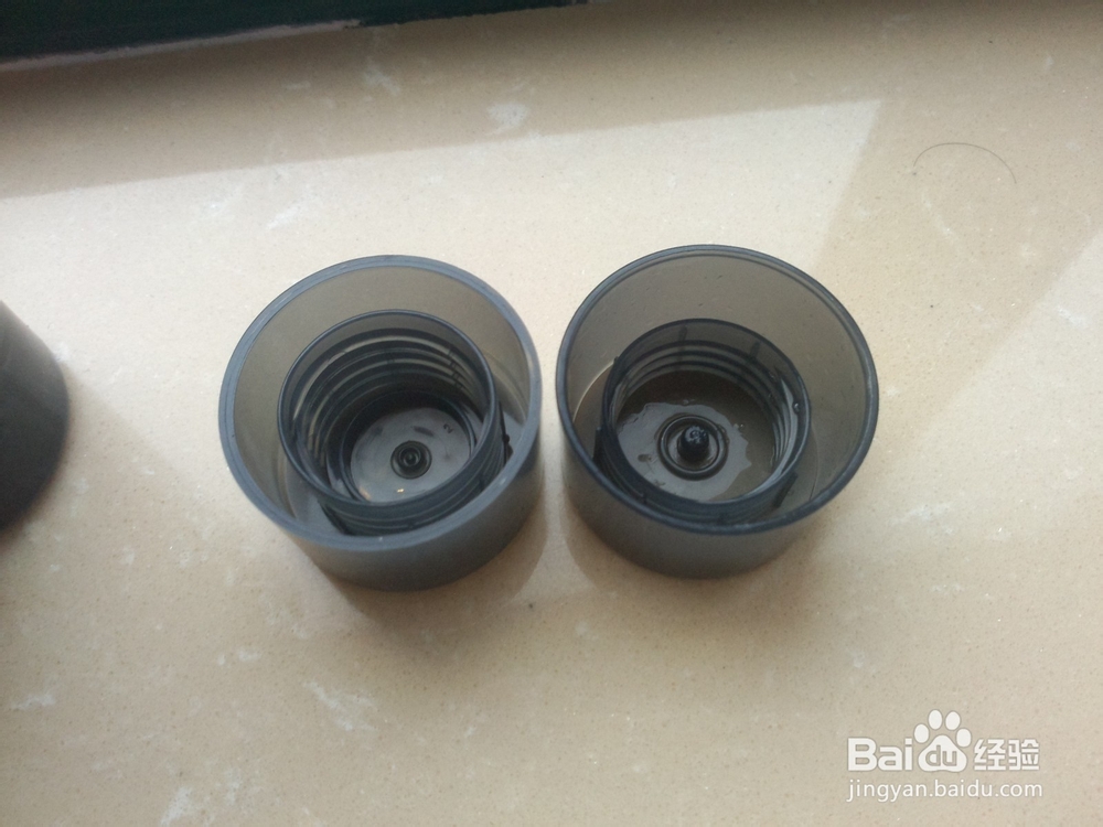 曼秀雷敦真假辨别（图示）