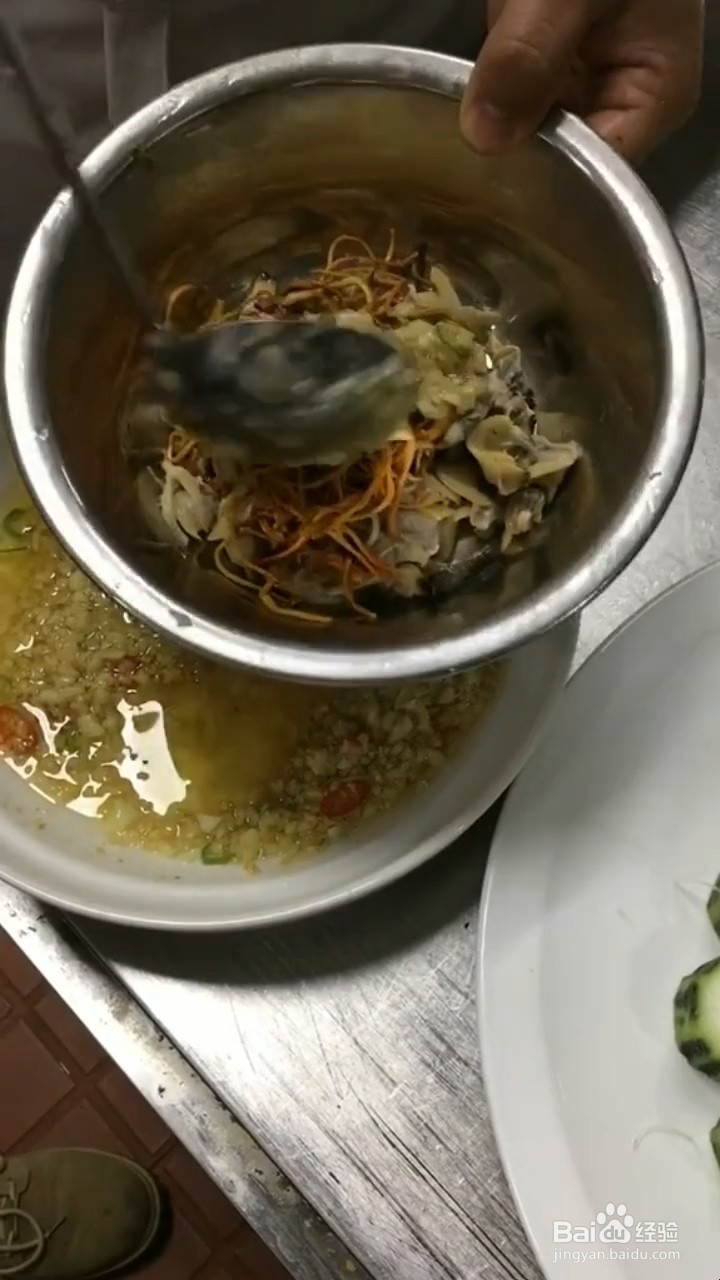 如何制作蒜蓉粉丝花甲肉蒸丝瓜